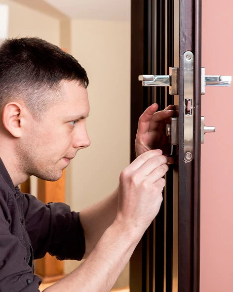 : Professional Locksmith For Commercial And Residential Locksmith Services in Emeryville, CA